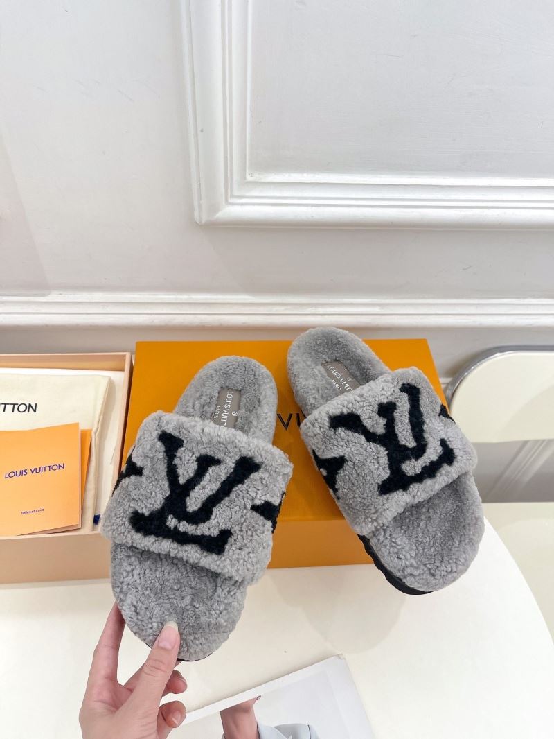 Louis Vuitton Slippers